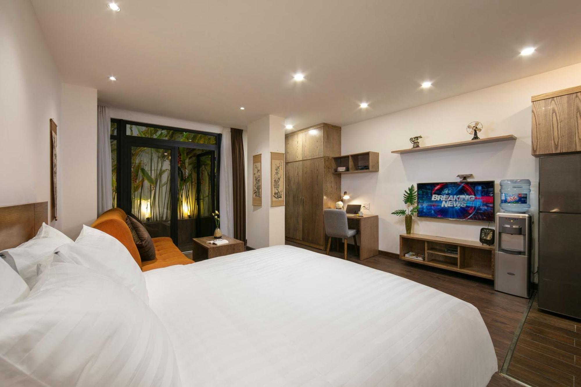 The Bloom Pham Viet Chanh - Modern Living Space In Saigon - A Choice For Western Travelers Hotel
