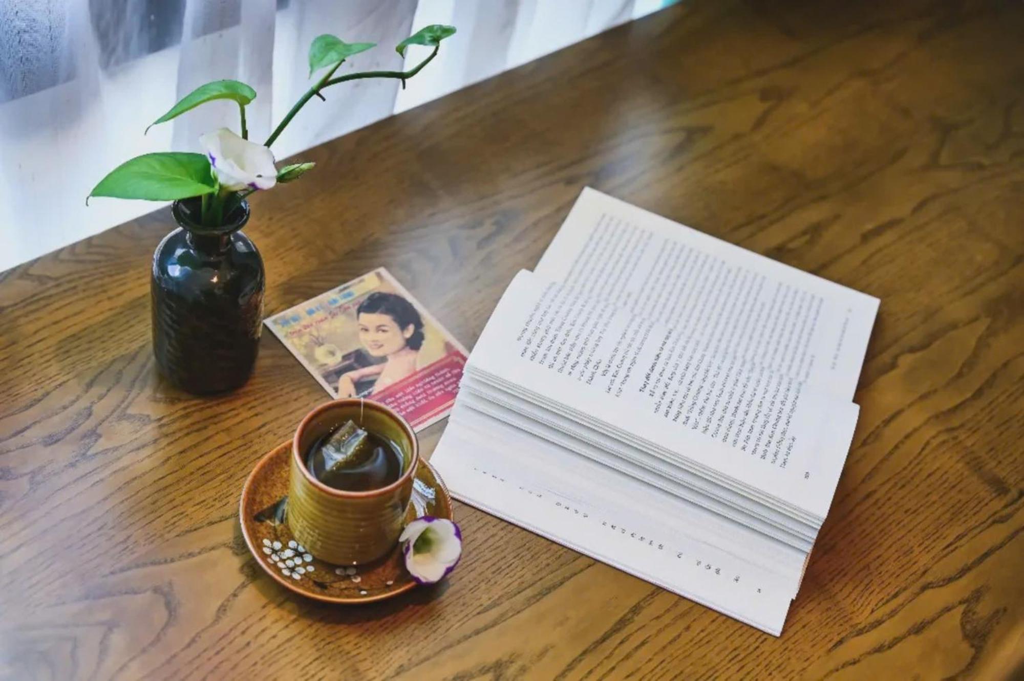 Hotel The Bloom Pham Viet Chanh - Modern Living Space In Saigon - A Choice For Western Travelers