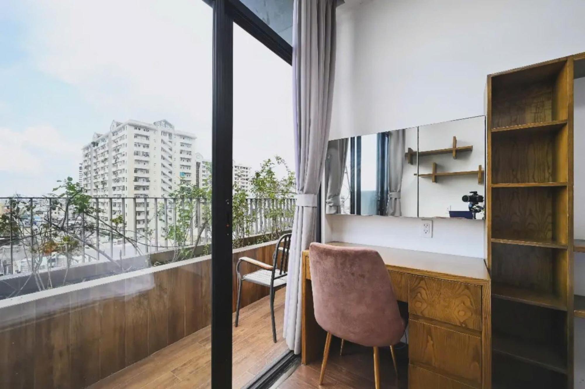 Hotel The Bloom Pham Viet Chanh - Modern Living Space In Saigon - A Choice For Western Travelers 4*