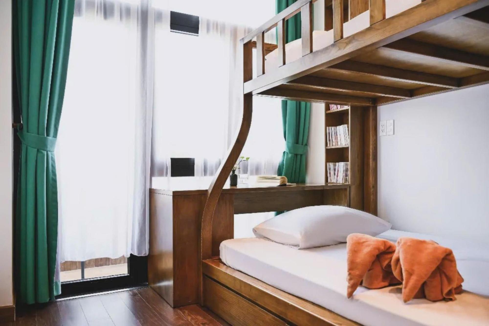 The Bloom Pham Viet Chanh - Modern Living Space In Saigon - A Choice For Western Travelers 4*