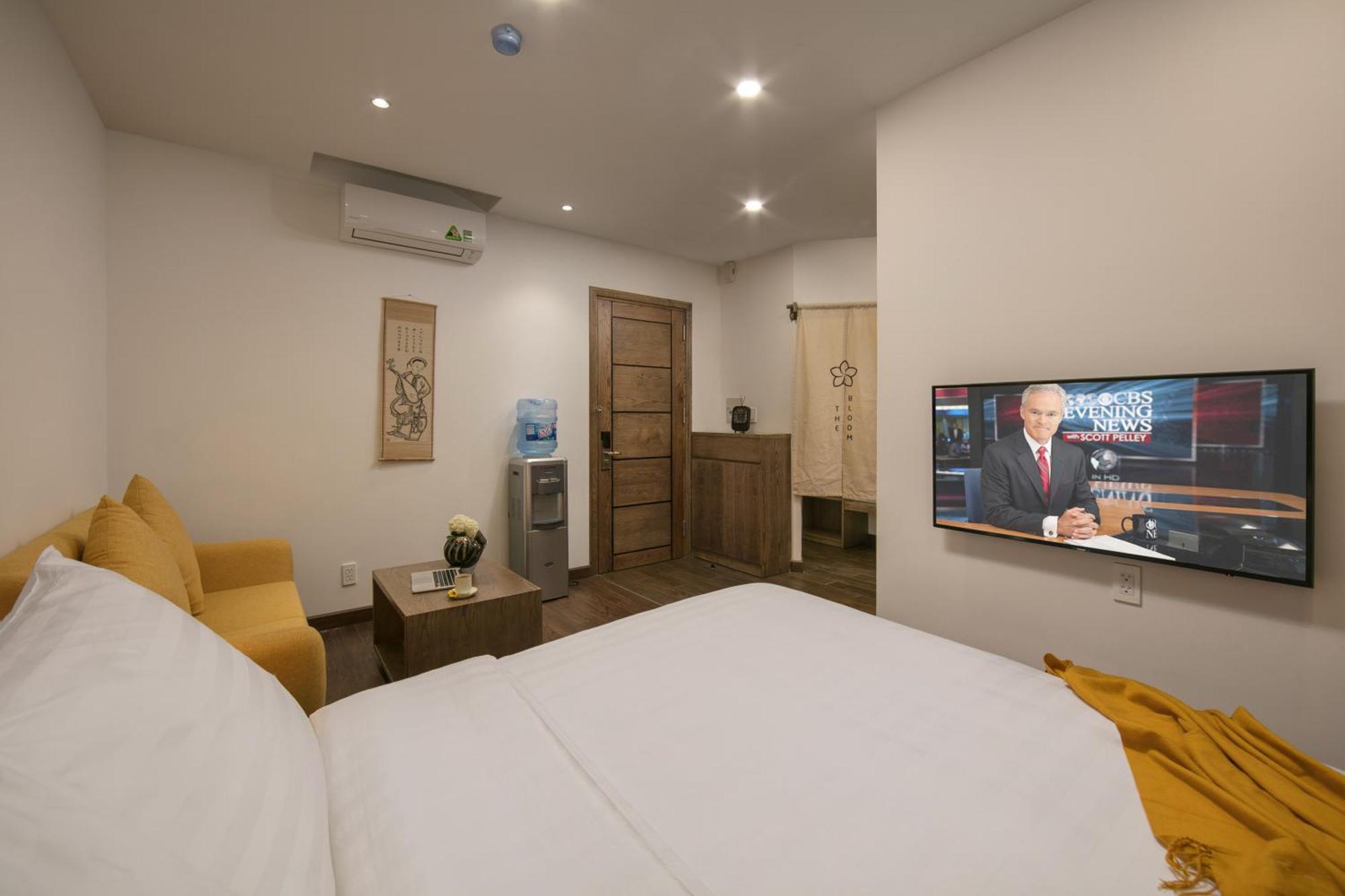 The Bloom Pham Viet Chanh - Modern Living Space In Saigon - A Choice For Western Travelers Hotel